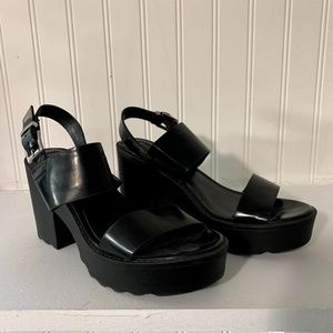 Forever 21 Platform Black Chunky Heel Sandals, 5.5